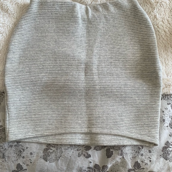 Aritzia closet cleanout - Picture 2 of 6